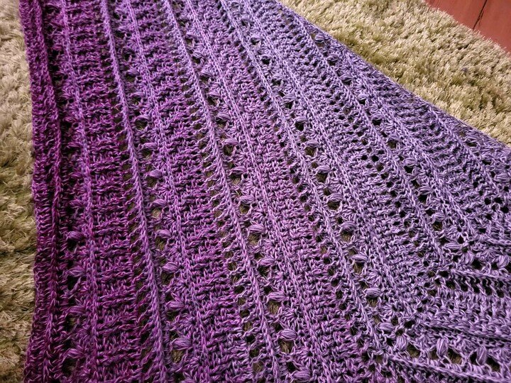 Crochet Pattern Flat Triangular Scarf "Medea"