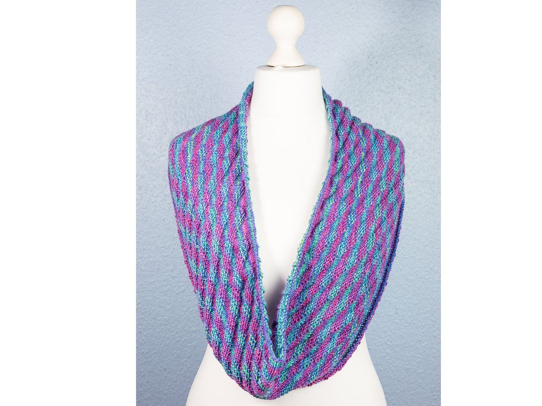 Kuscheliger Loop „Flotte Lotte“ - Strickanleitung