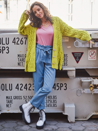 Oversize-Jacke im Zopfmuster in Limettengrün