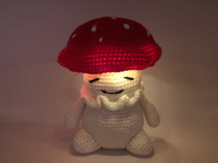Pilzmännchen mit Licht - Häkelanleitung von NiggyArts