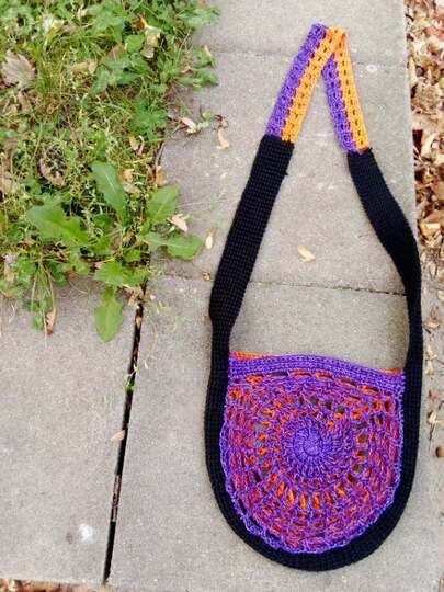 Tasche Thekla - Häkelanleitung für eine Halloween Tasche