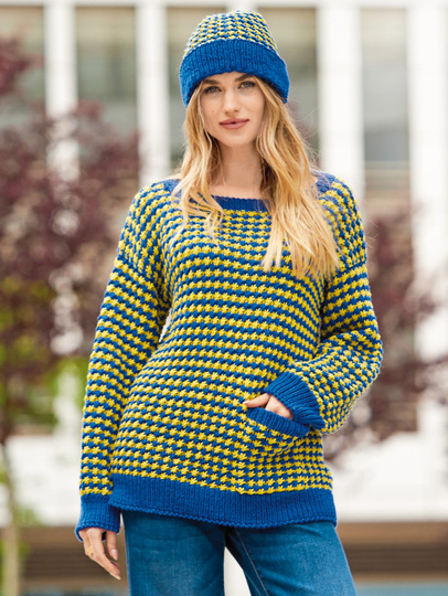 Pulli mit Sternmuster plus Mütze in Blau und Gelb