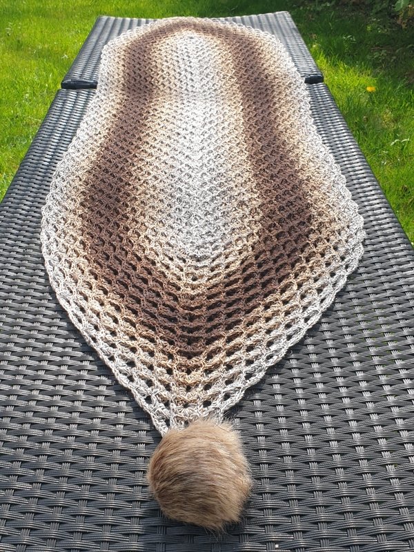 Häkelanleitung Schal Wally mit Farbverlauf in raffinierter Optik - Bild 2