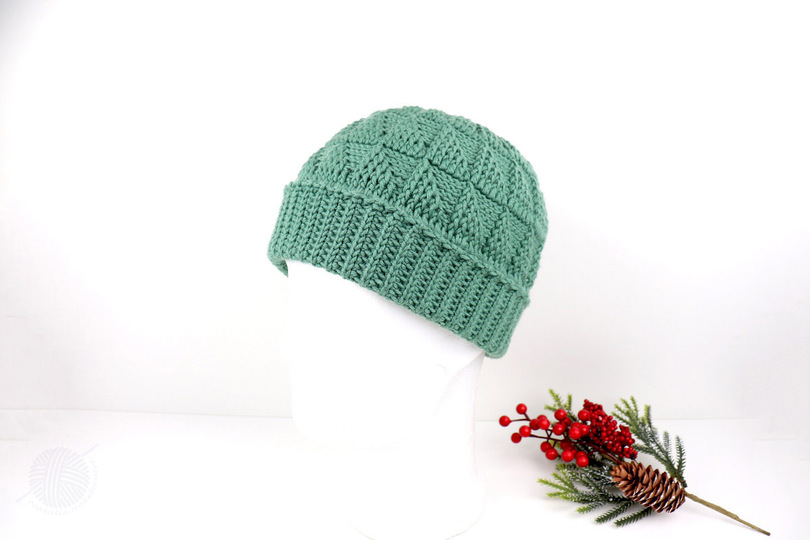 Mütze "Tina" (Dreieckmutster, alle Gr.)