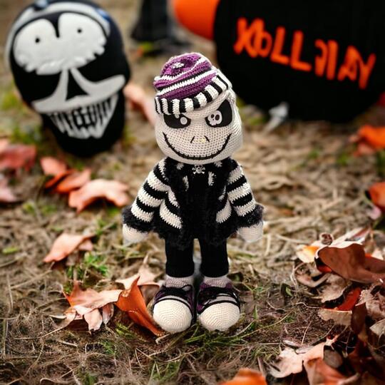 Happy Halloween Guys - "Dr. Totenkopf"