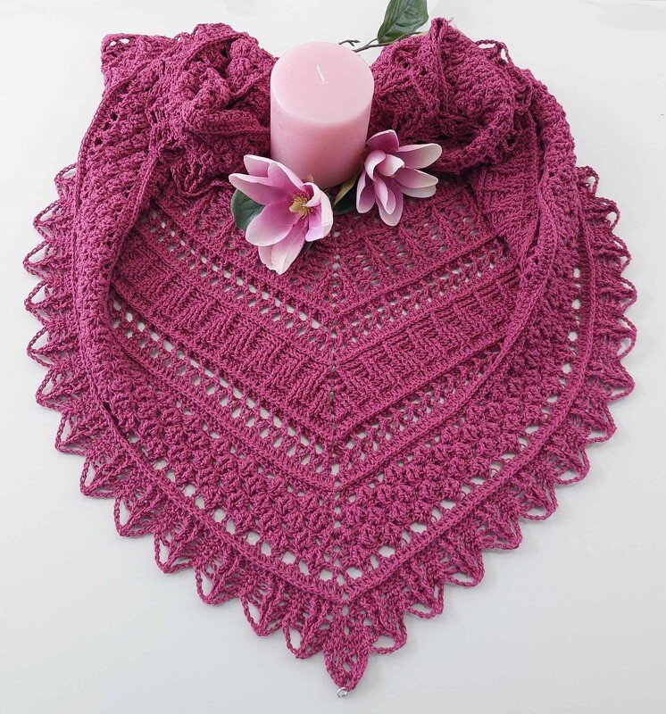 Flat triangular scarf „Arainn BE” – Crochet pattern - Image 2