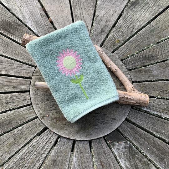 Blume Waschlappen Stickdatei  ITH 13x18 Waschhandschuh