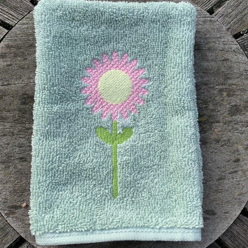 Blume Waschlappen Stickdatei  ITH 13x18 Waschhandschuh