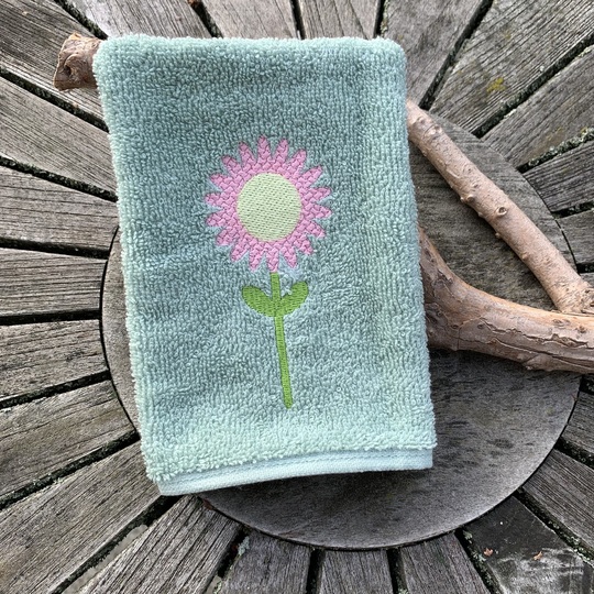 Blume Waschlappen Stickdatei  ITH 13x18 Waschhandschuh