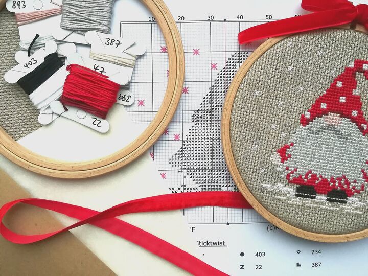 cross stitch pattern christmas gnome, PDF Download