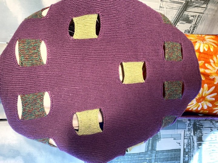 Unconventional-conventional - Giant shawl