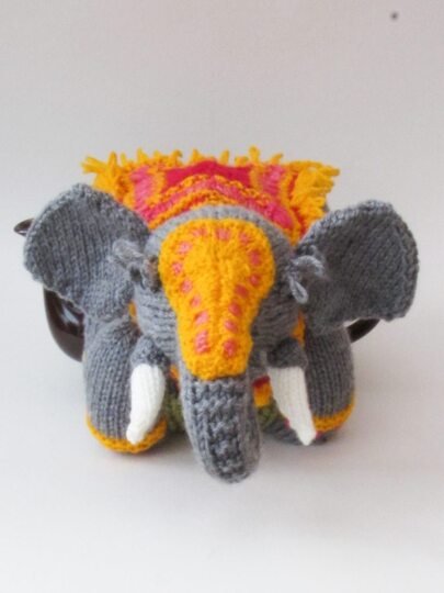 TeaCosyFolk's Elephant Tea Cosy Knitting Pattern