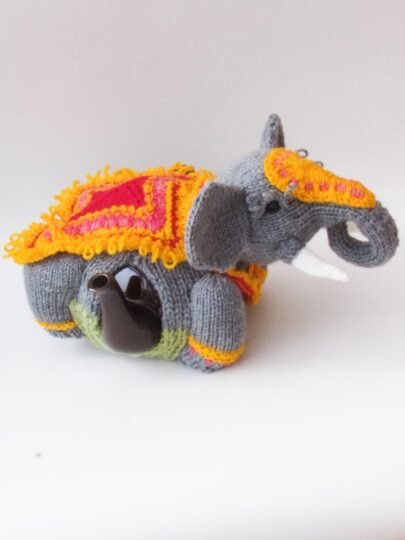 TeaCosyFolk's Elephant Tea Cosy Knitting Pattern