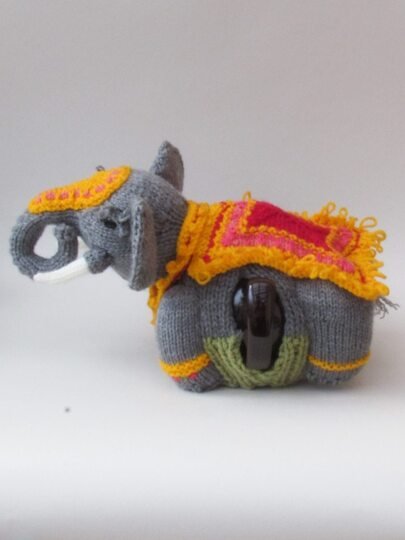 TeaCosyFolk's Elephant Tea Cosy Knitting Pattern