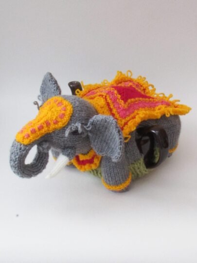 TeaCosyFolk's Elephant Tea Cosy Knitting Pattern