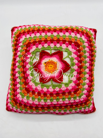 Häkelanleitung Blumenbunt Kissen, bunter Kissenbezug mit Blumenmuster