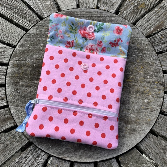 Etui Nr. 1 Stickdatei ITH 13x18 Etui Täschchen Tasche