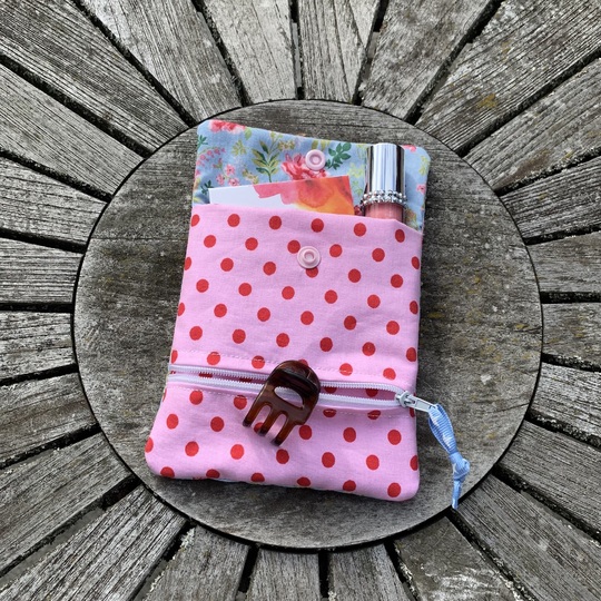 Etui Nr. 1 Stickdatei ITH 13x18 Etui Täschchen Tasche