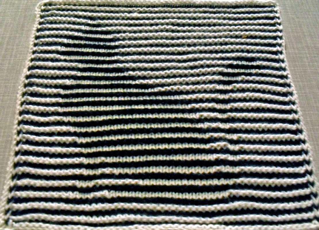 Sitzende Katze als Spüli oder Deko mit dem besonderen Rand