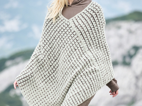 Häkelponcho aus Alpakamixgarn