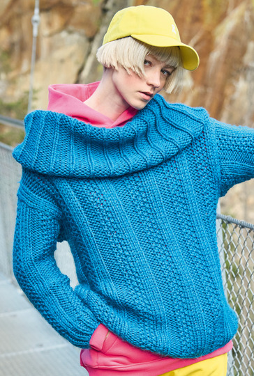 Pulli mit weitem Rollkragen