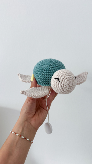 Spieluhr Sammy die Schildkröte - Häkelanleitung / Deutsch & Englisch