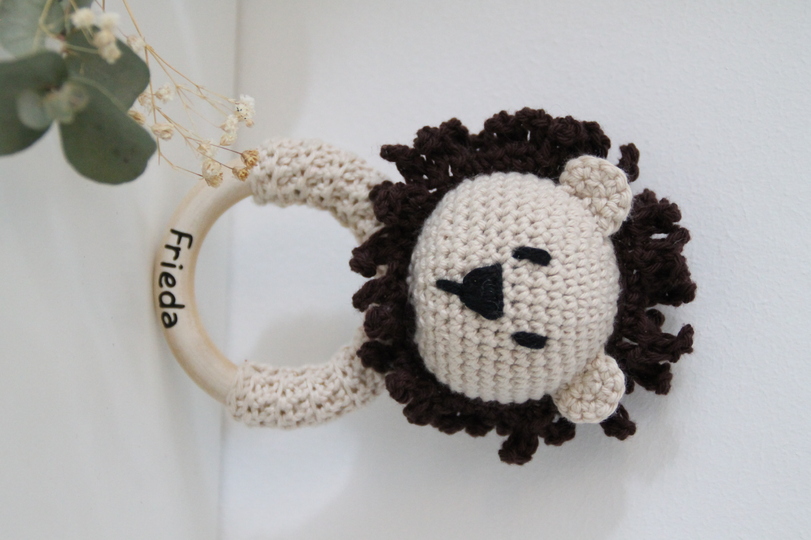 Baby Rattle Lion - Crochet Pattern / English & German