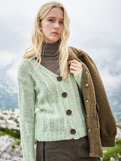 Cardigan mit Zöpfen in Mintgrün