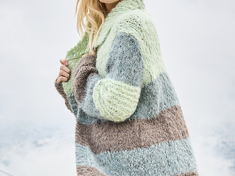 Gestreifte Jacke in Felloptik