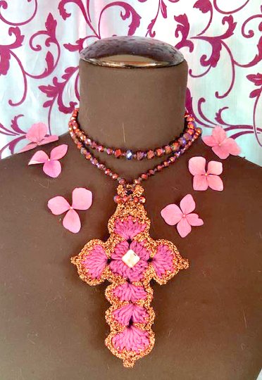 Schmuckkreuz Schlüsselanhänger:  *GUT BESCHÜTZT*