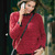 Roter Pulli mit Aranmuster