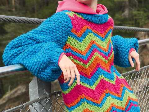 Gestreifter Zackenpulli