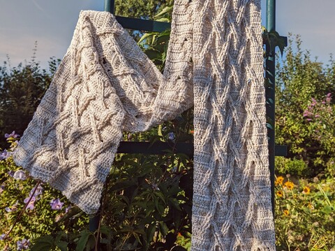 Kuscheliger Zopfschal