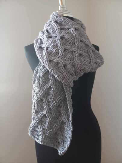 Kuscheliger Zopfschal