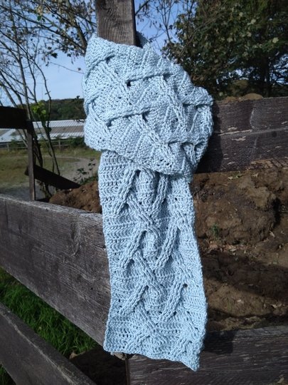 Kuscheliger Zopfschal