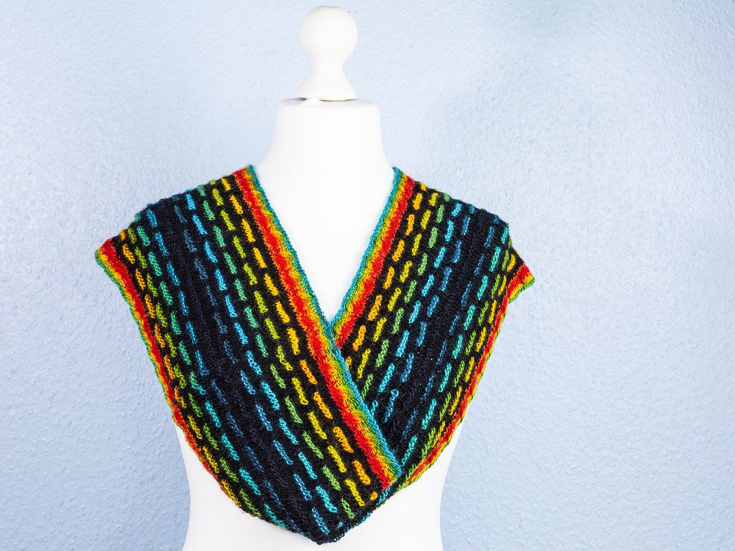 Loop-Schal „Kunterbunt“ - Strickanleitung