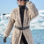 Longjacke mit Zopfstrukturen