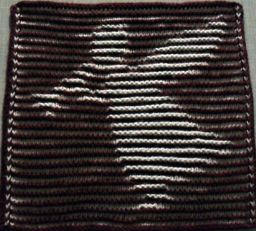 Engel mit Posaune als Deko oder Spüli in Schattenstricktechnik