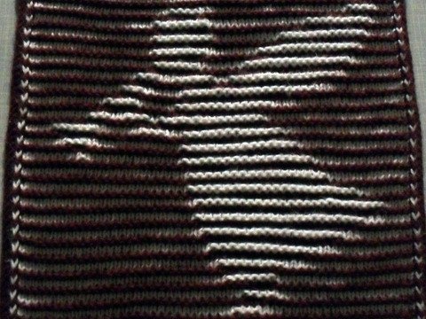 Engel mit Posaune als Deko oder Spüli in Schattenstricktechnik