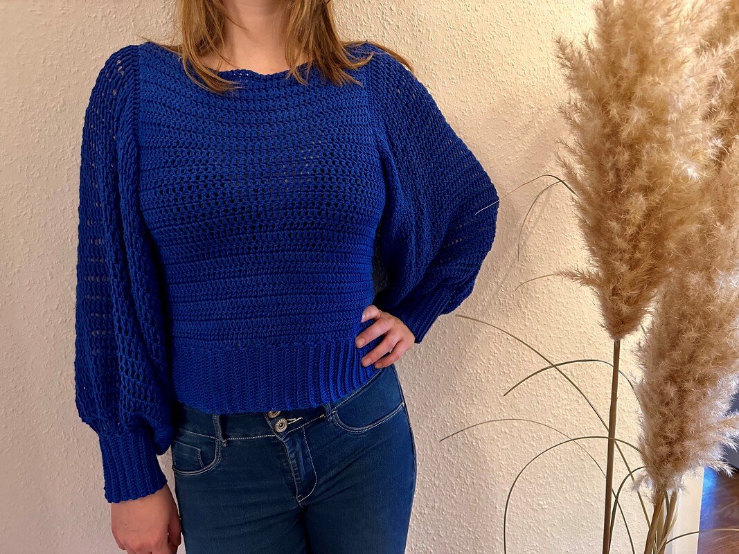 Summer Sweater with 3/4 Puff Sleeves, Crochet Pattern - Image 3