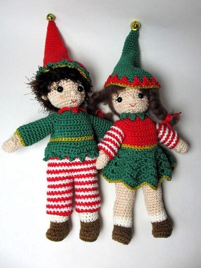 Häkelanleitung Weihnachtselfenkostüme für Puppen Anna und Anton (20 - 25 cm