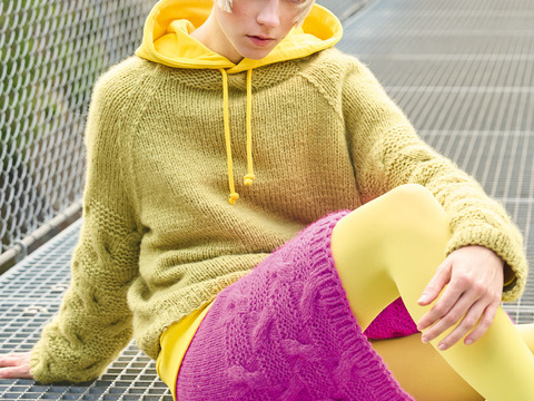 Raglanpulli, Rock und Mütze