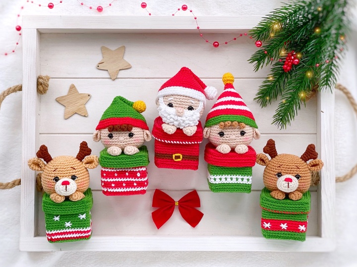 Christmas cuties and their gifts - Crochet pattern 3 amigurumi characters