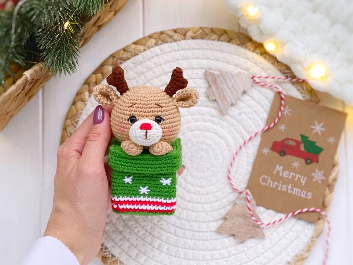 Christmas cuties and their gifts - Crochet pattern 3 amigurumi characters