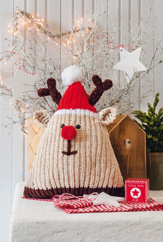 Gestricktes Kissen in Elchform in Beige-Braun-Rot - Bild 4