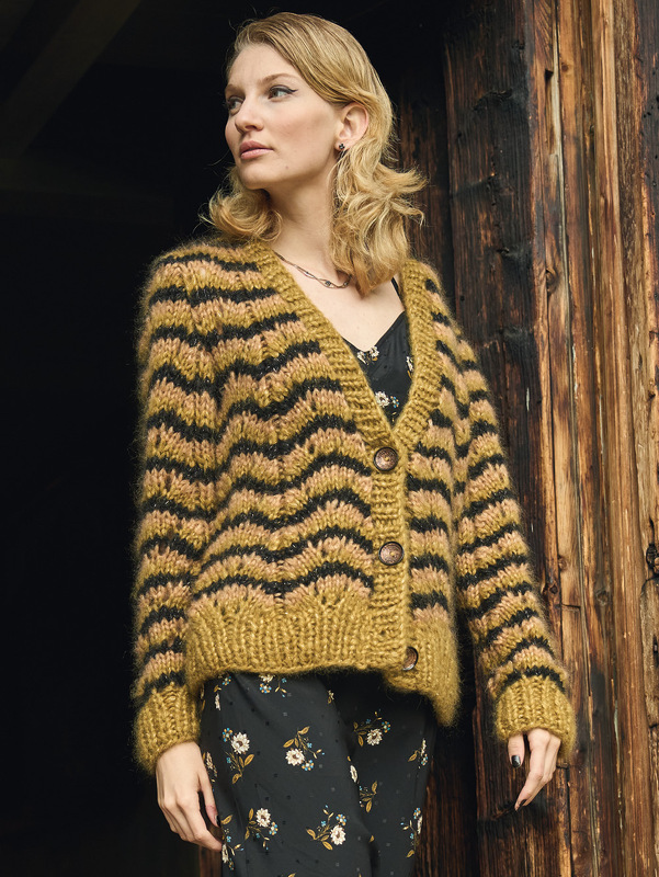 Jacke im Wellenmuster