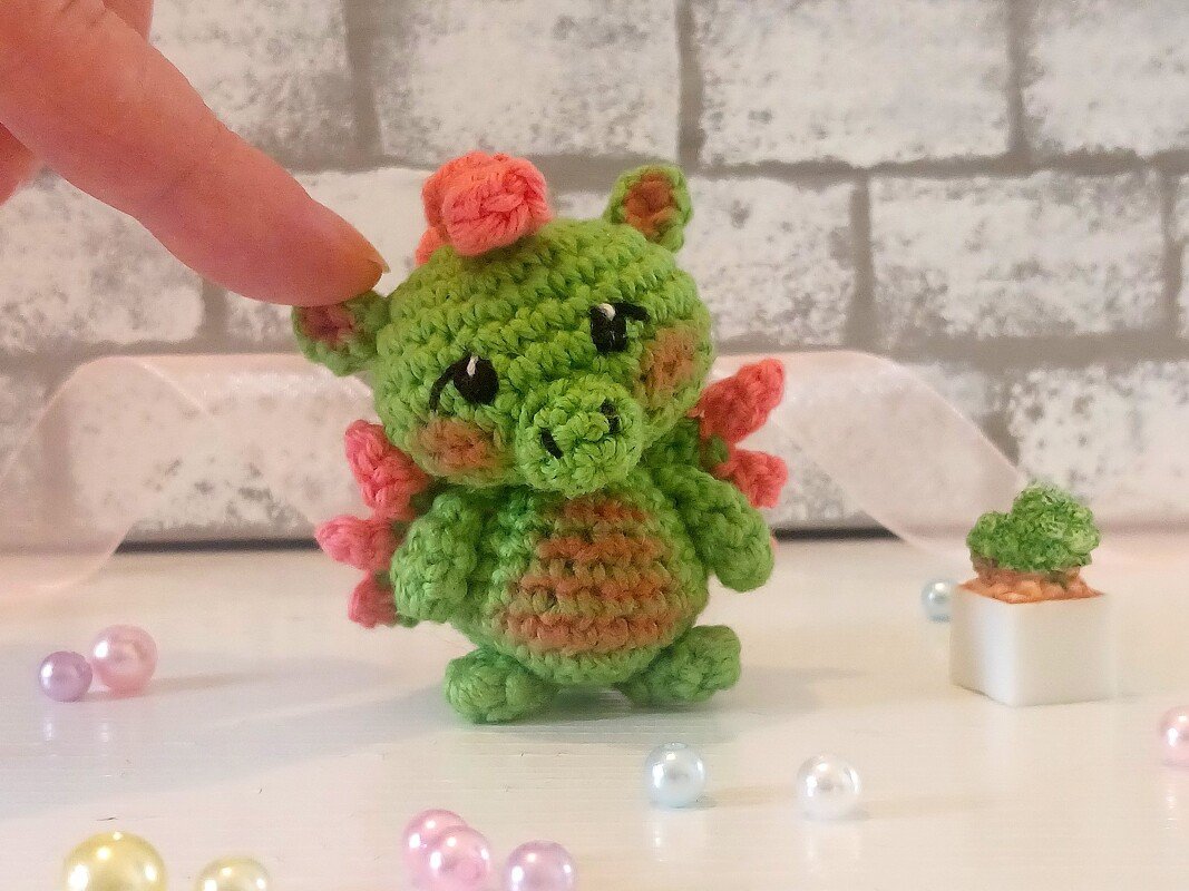 Mini-Drache häkeln – Niedliche Amigurumi Anleitung