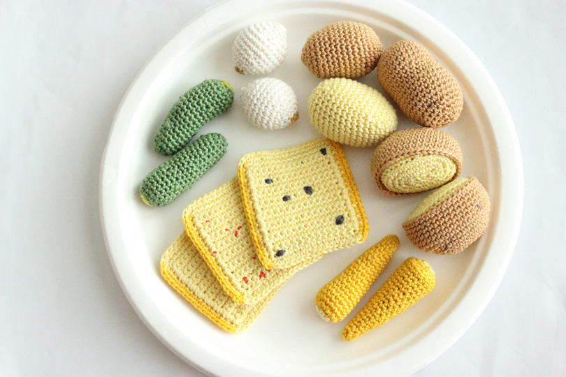 Häkelanleitung "Schweizer Raclette-Set" / super für Wollreste