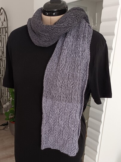 Strickanleitung für den Unisex-Schal "Kim"