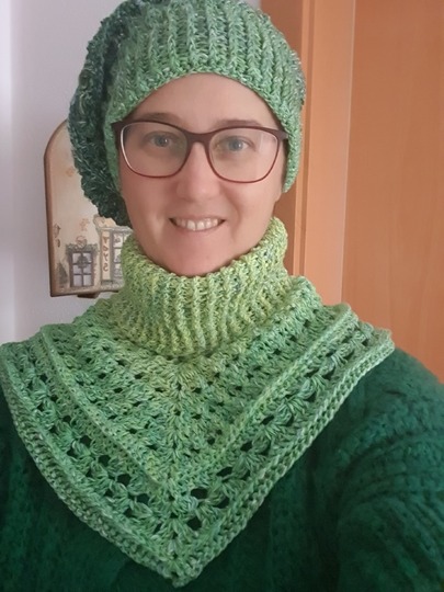 Spring Romance Kollektion- Häkelanleitung für Mütze, Cowl und Stulpen